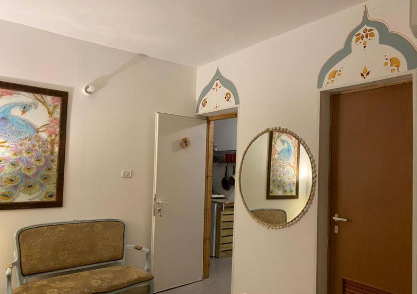 Juha'S Guesthouse - Zarqa Bay Jisr ez Zarqa Ngoại thất bức ảnh